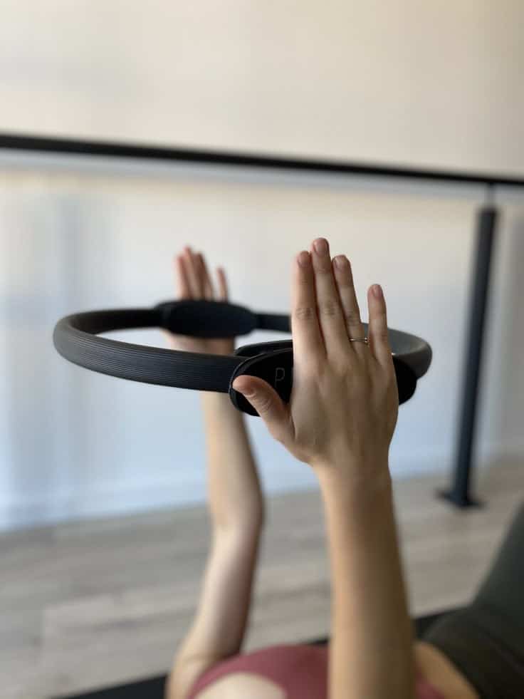 Cours de Pilates avec cercle (Pilates ring) à Andilly, près de La Rochelle